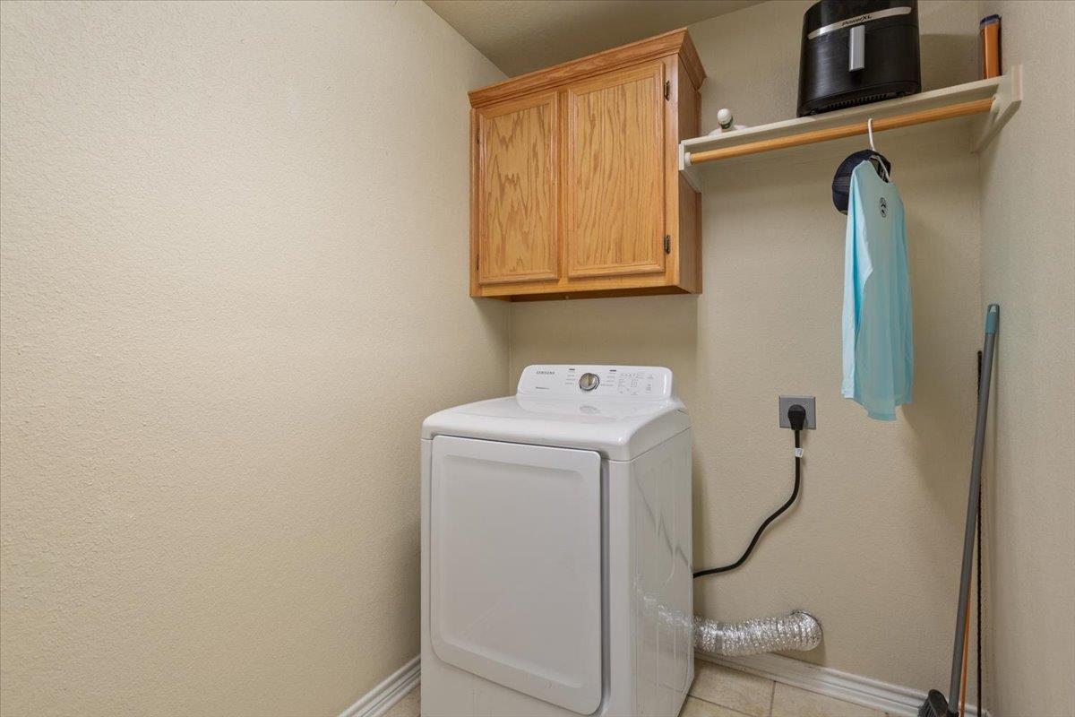 5890 Denmans Loop Property Photo 25