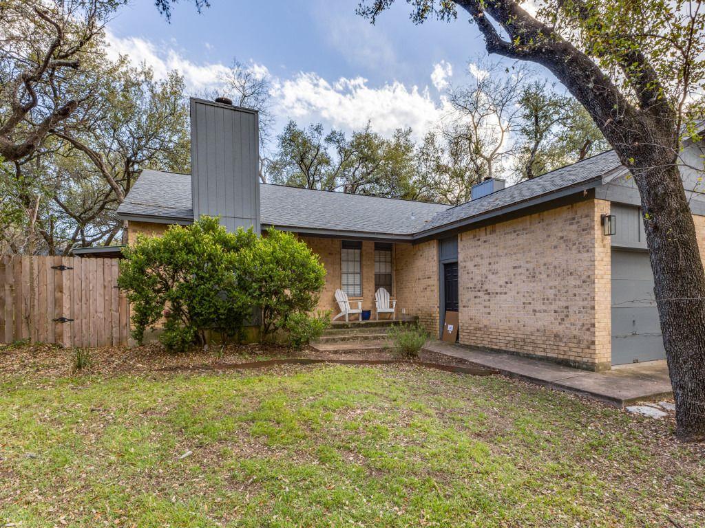 7106 Woodhue Ct Property Photo