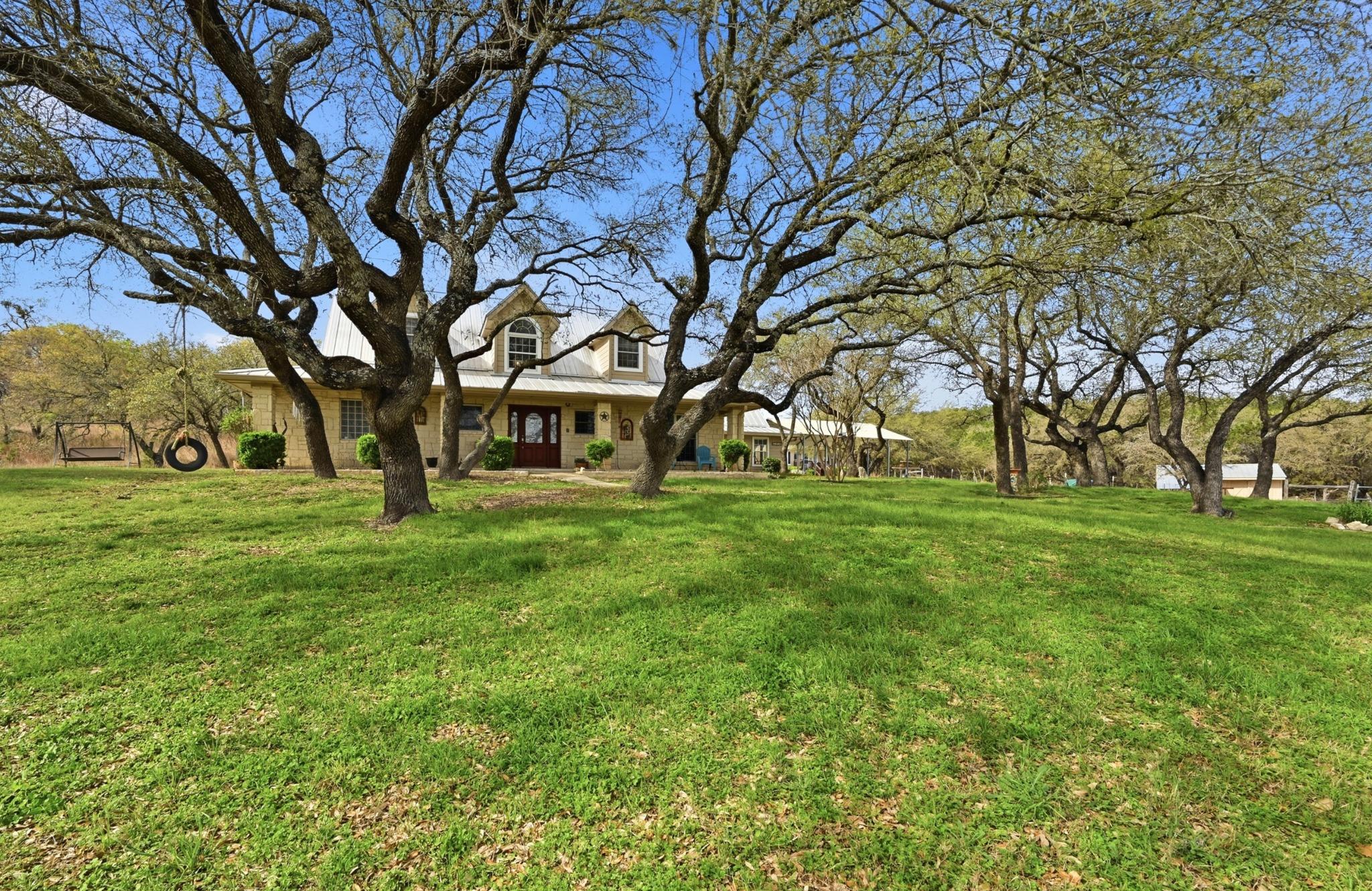 24415 Singleton Bend Rd E Property Photo 8