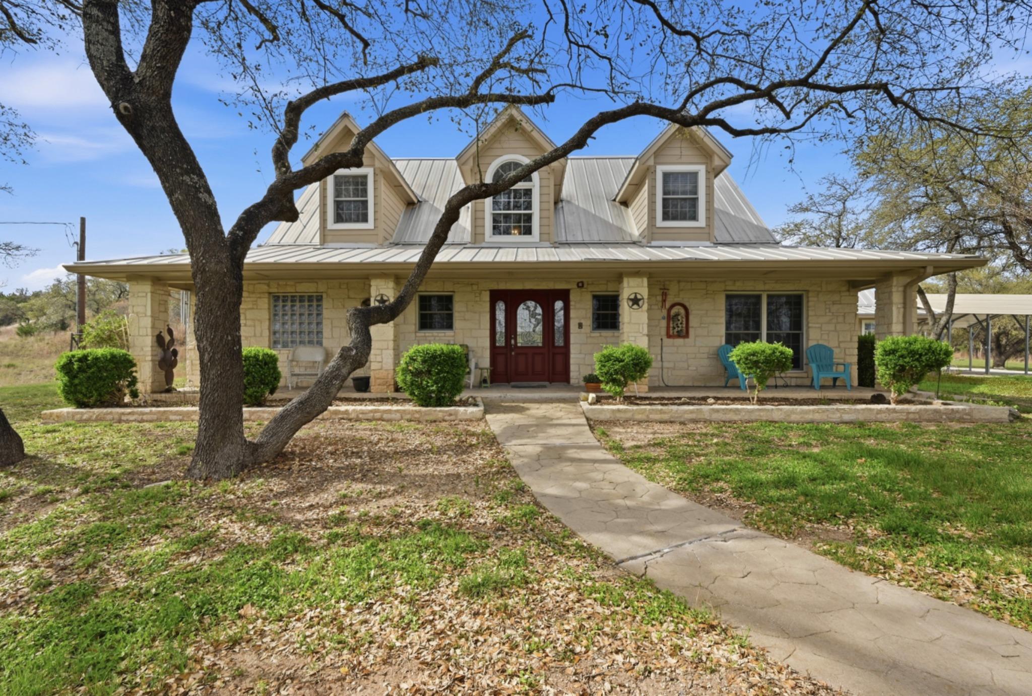 24415 Singleton Bend Rd E Property Photo 9