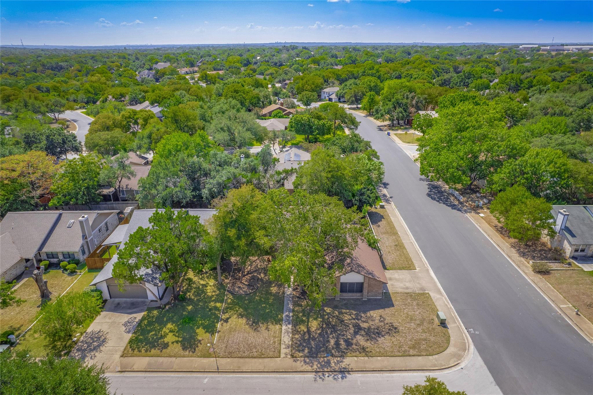 4013 Reynosa Dr Property Photo 3