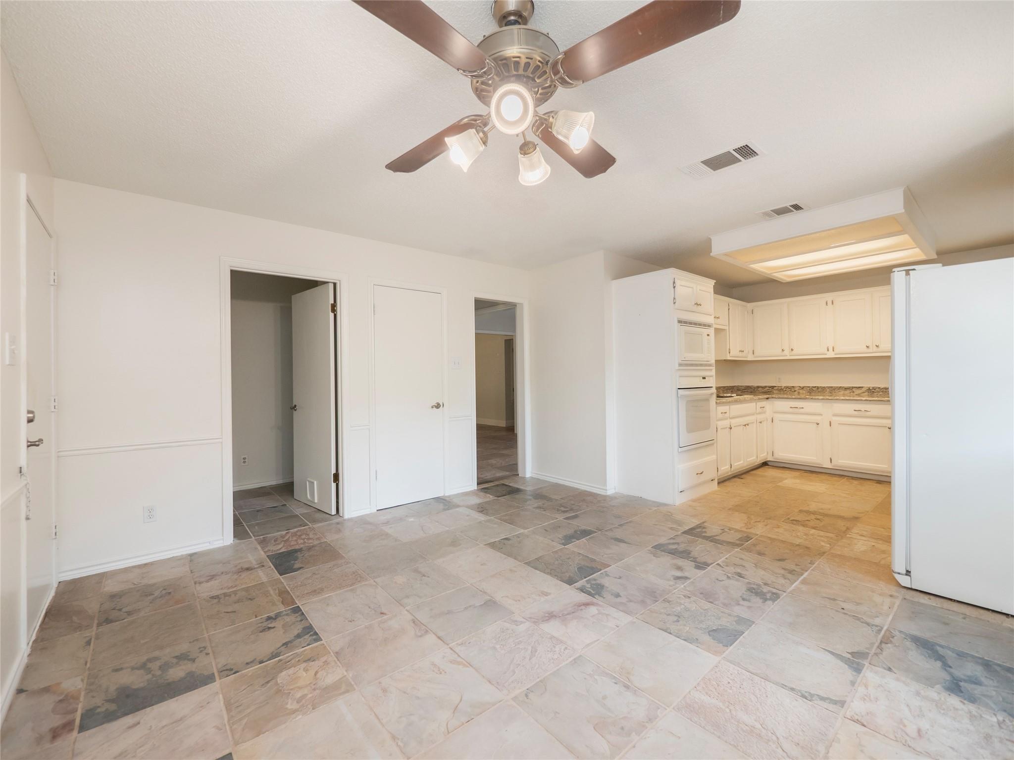 4013 Reynosa Dr Property Photo 8