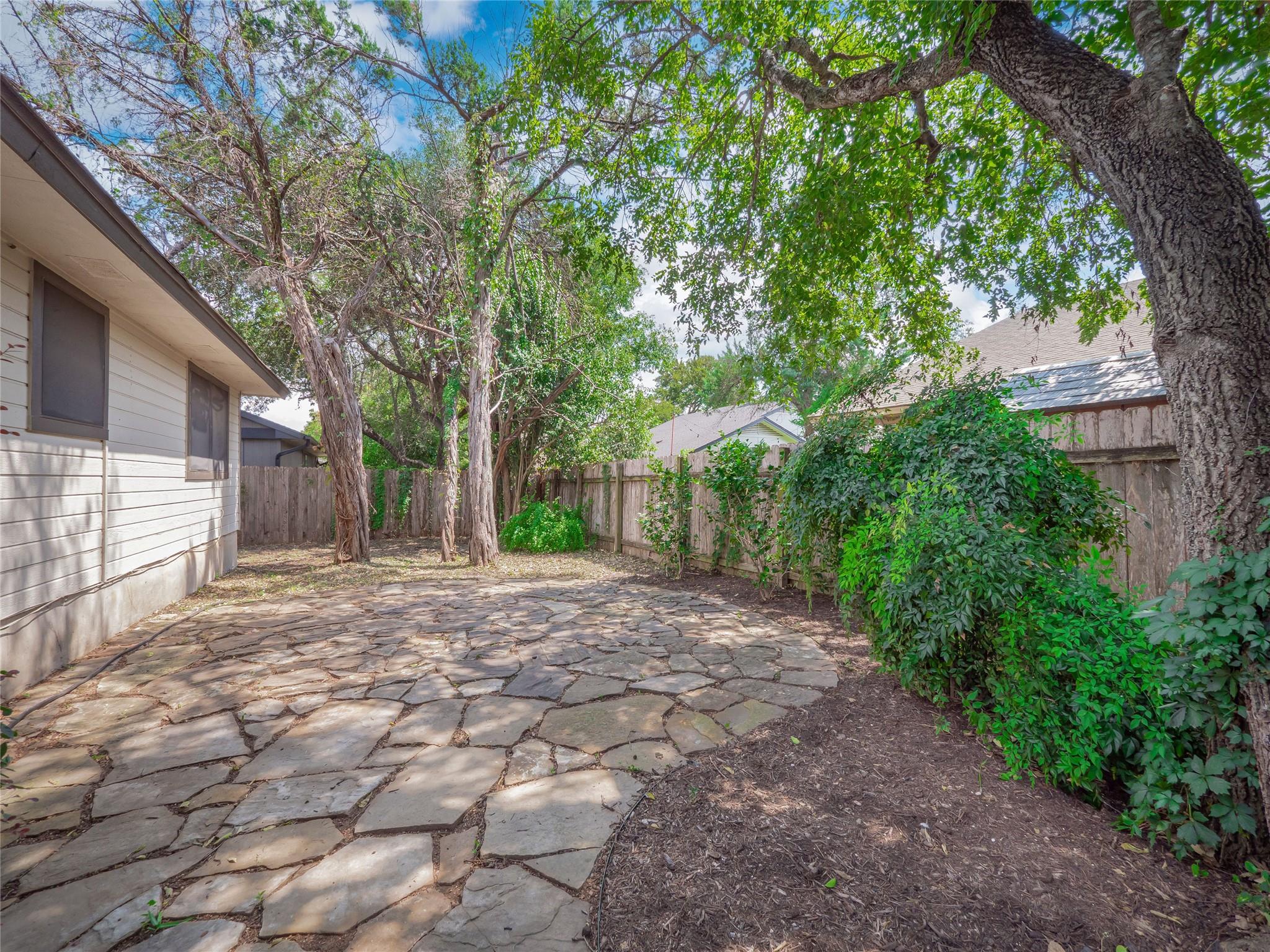 4013 Reynosa Dr Property Photo 16