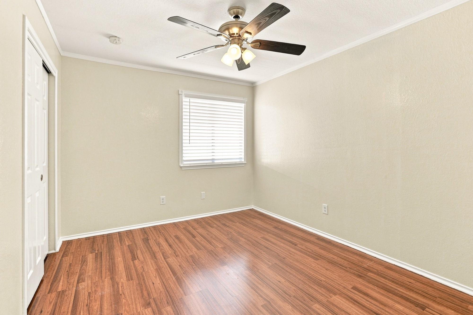 338 Oxford Dr Property Photo 15