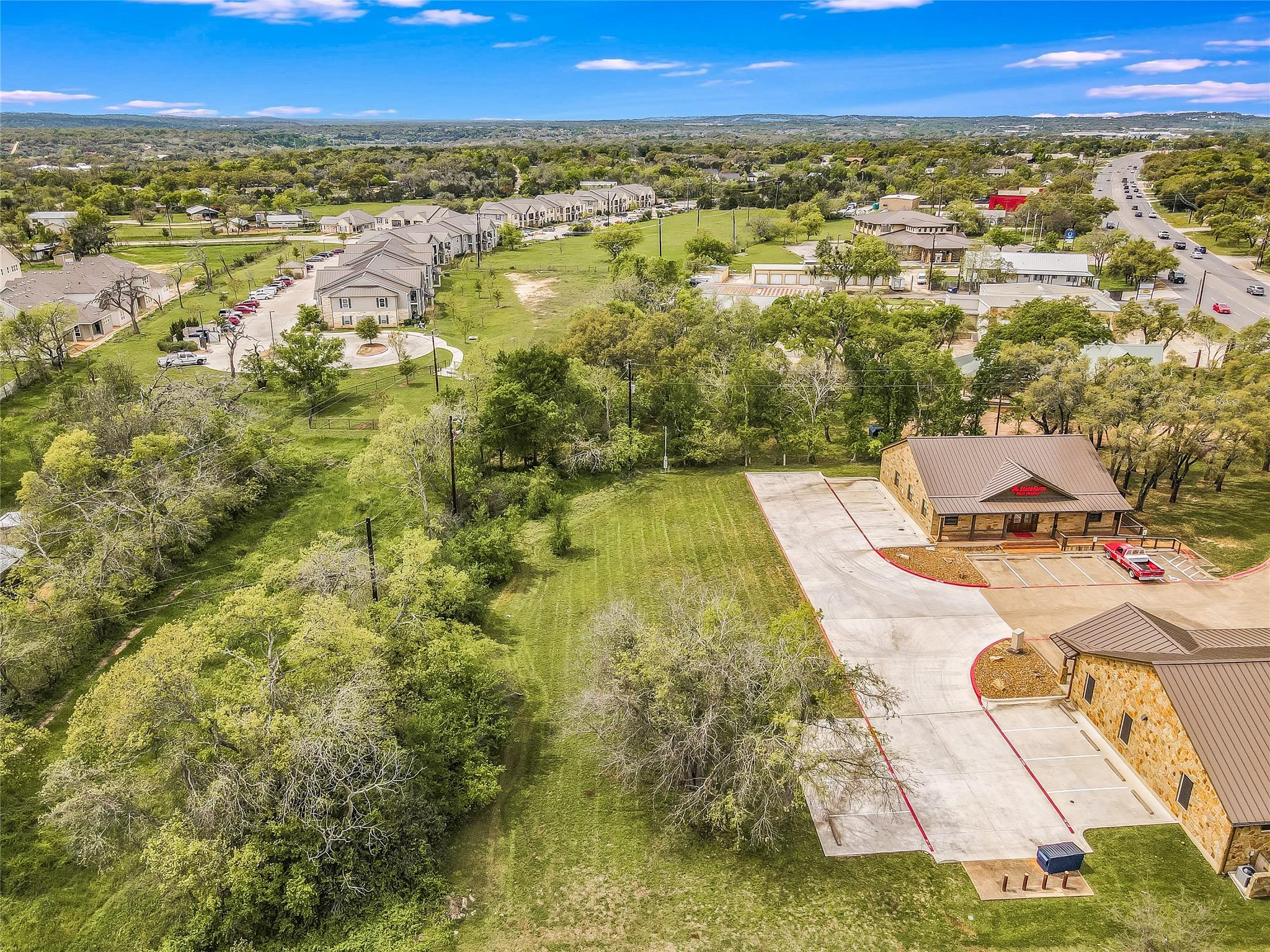 701 W Us 290 Highway Property Photo 4