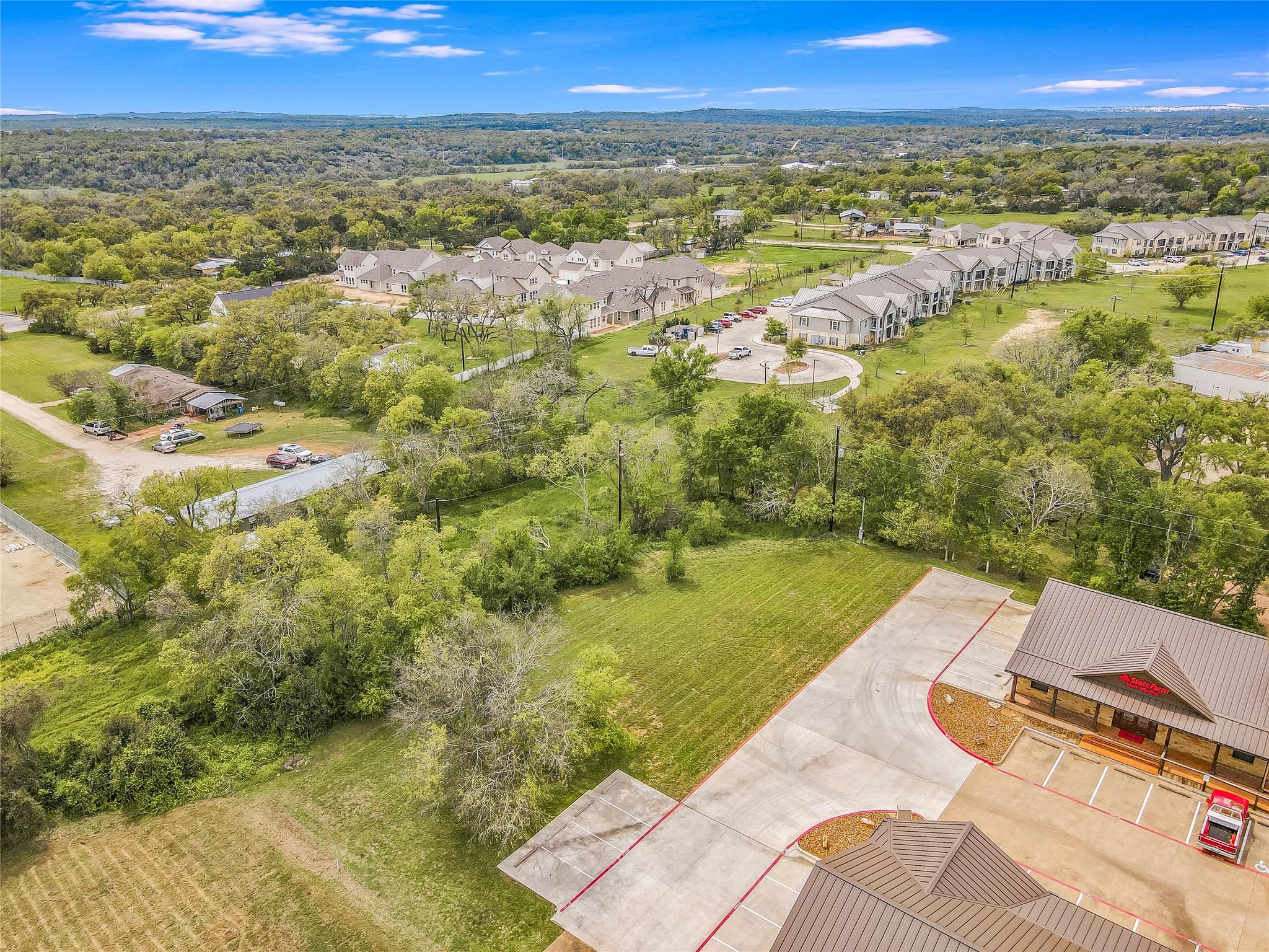 701 W Us 290 Hwy Property Photo 9