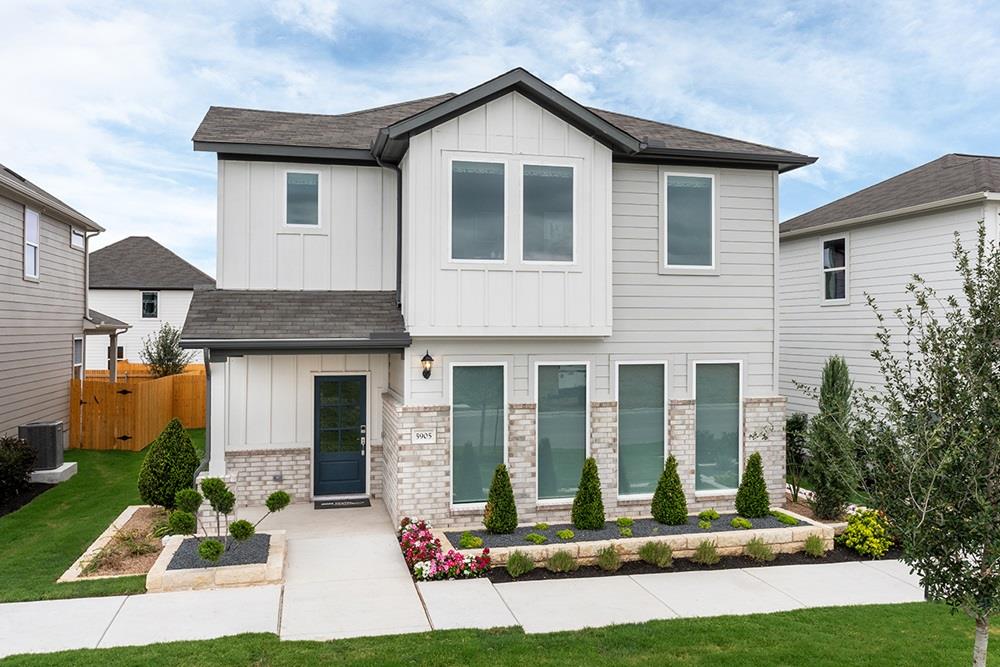 5905 Beverly Prairie Rd Property Photo 1