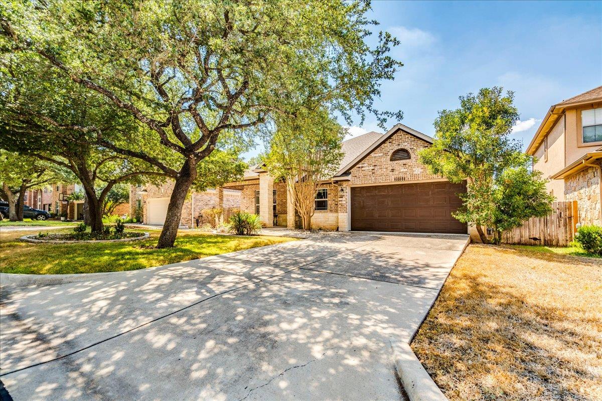 12909 Medina River Way Property Photo 5