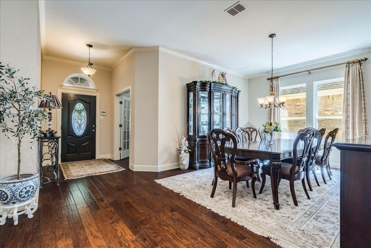 12909 Medina River Way Property Photo 10