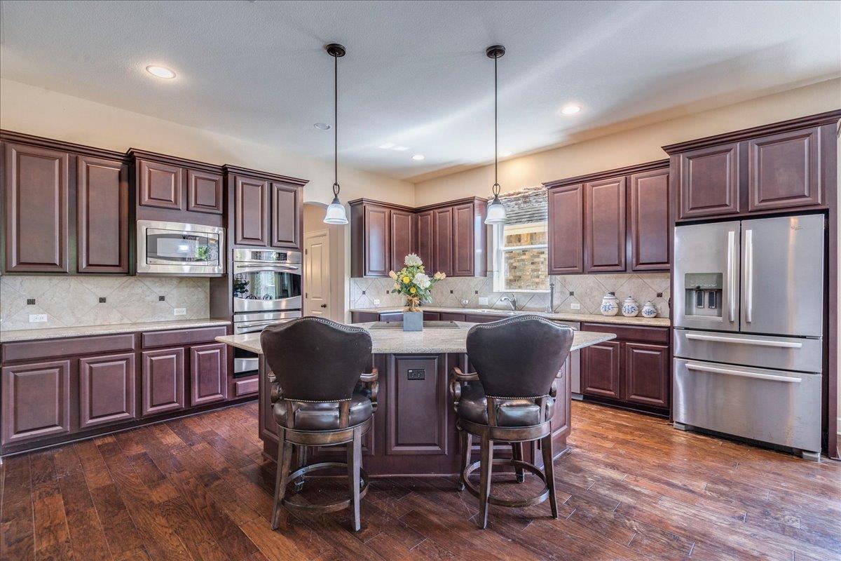 12909 Medina River Way Property Photo 11
