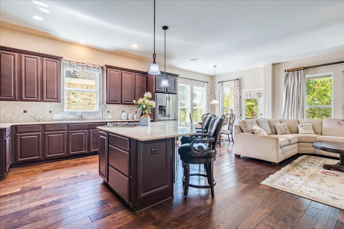 12909 Medina River Way Property Photo 12