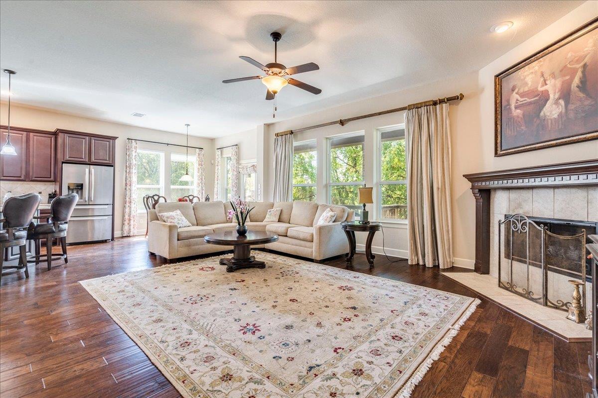 12909 Medina River Way Property Photo 17