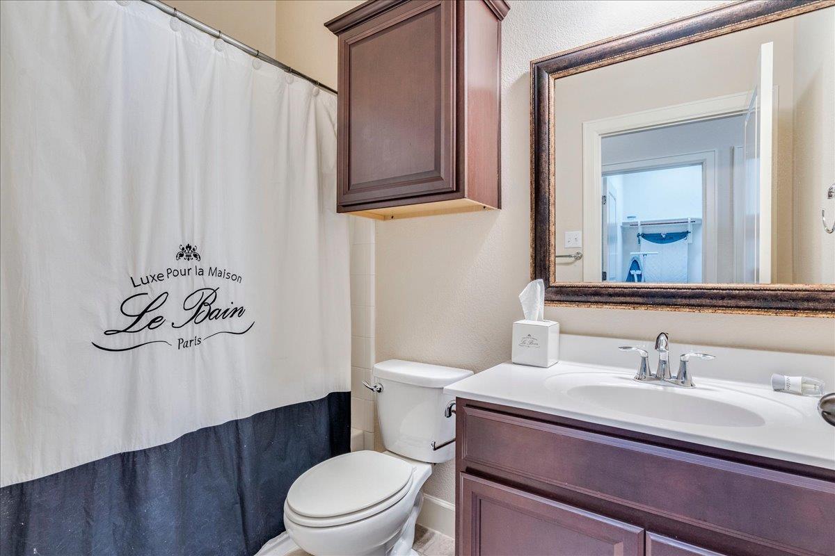 12909 Medina River Way Property Photo 29