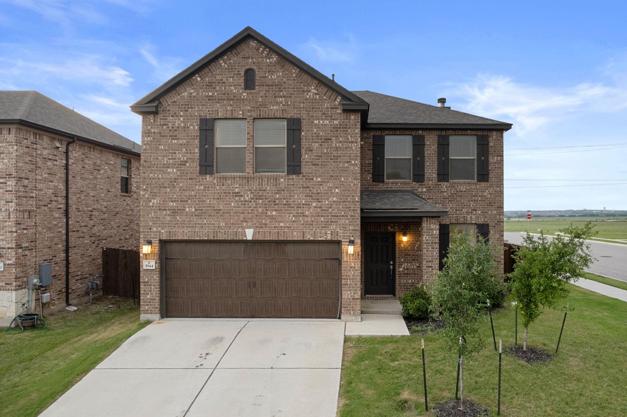 3944 Tufino Ln Property Photo 1