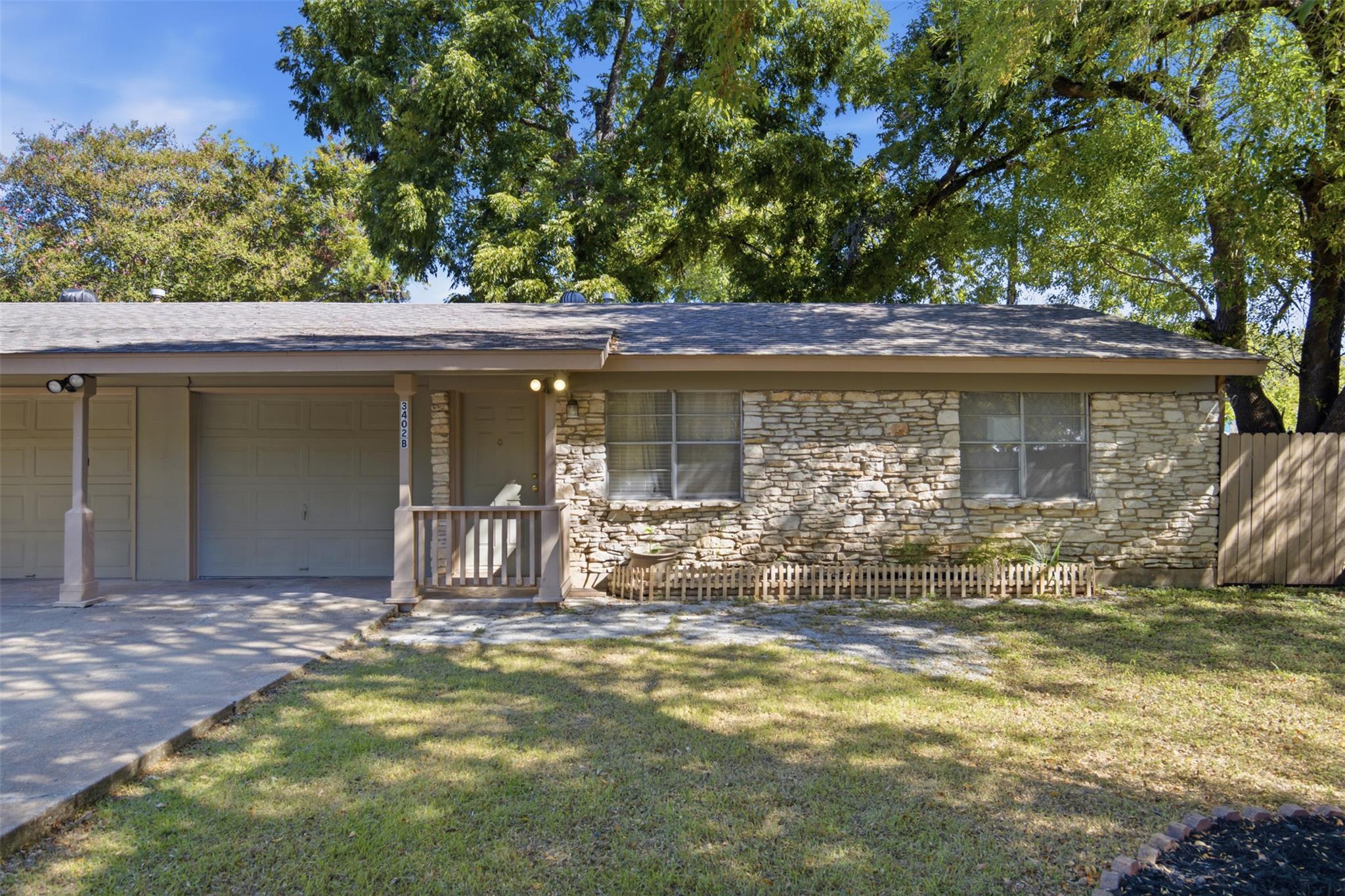 3402 Charles St #a And B Property Photo 12