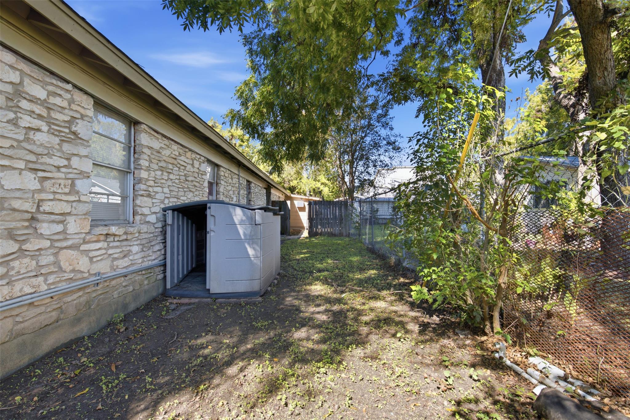 3402 Charles St #a And B Property Photo 25