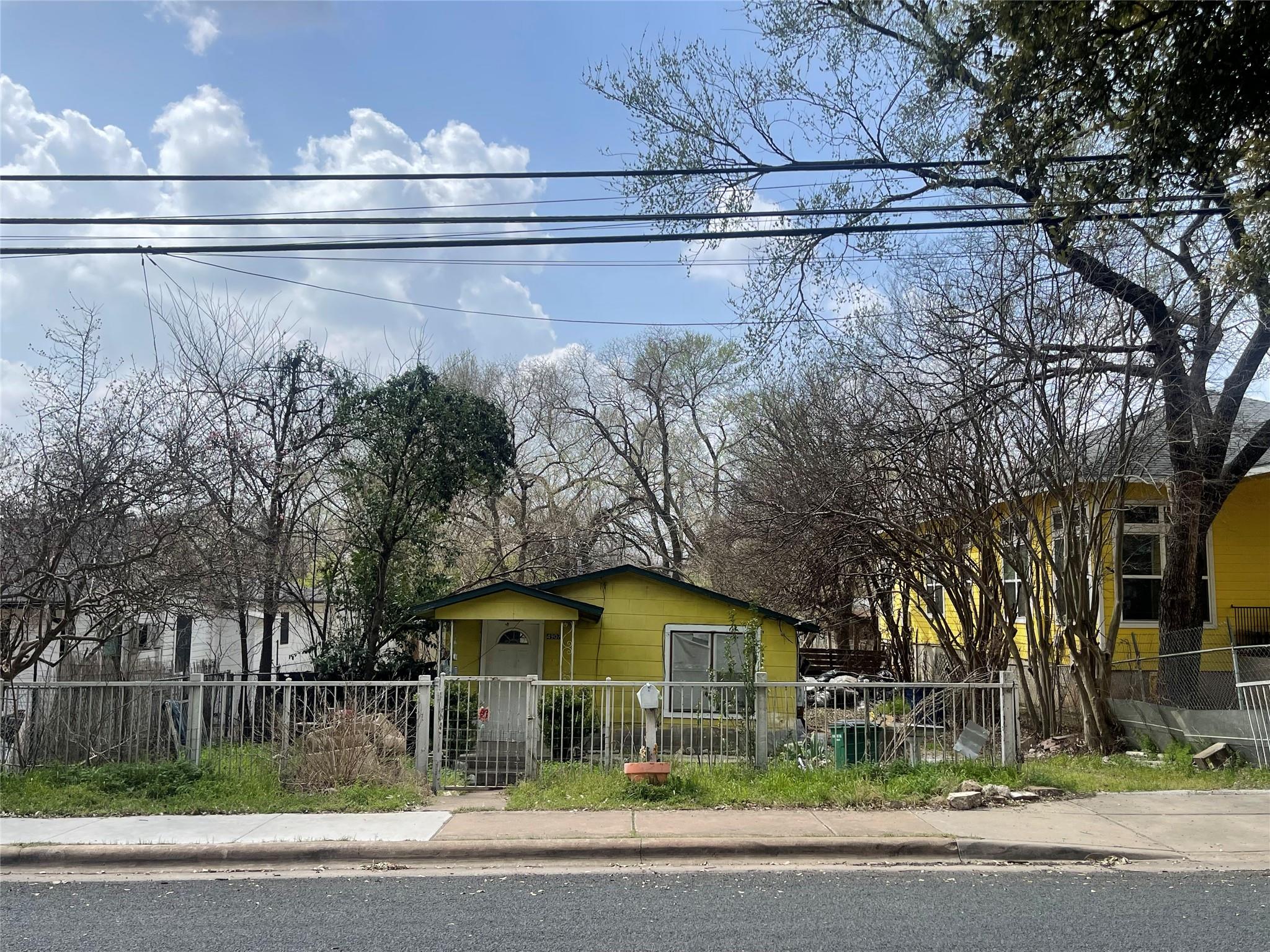 4907 Ledesma Rd Property Photo