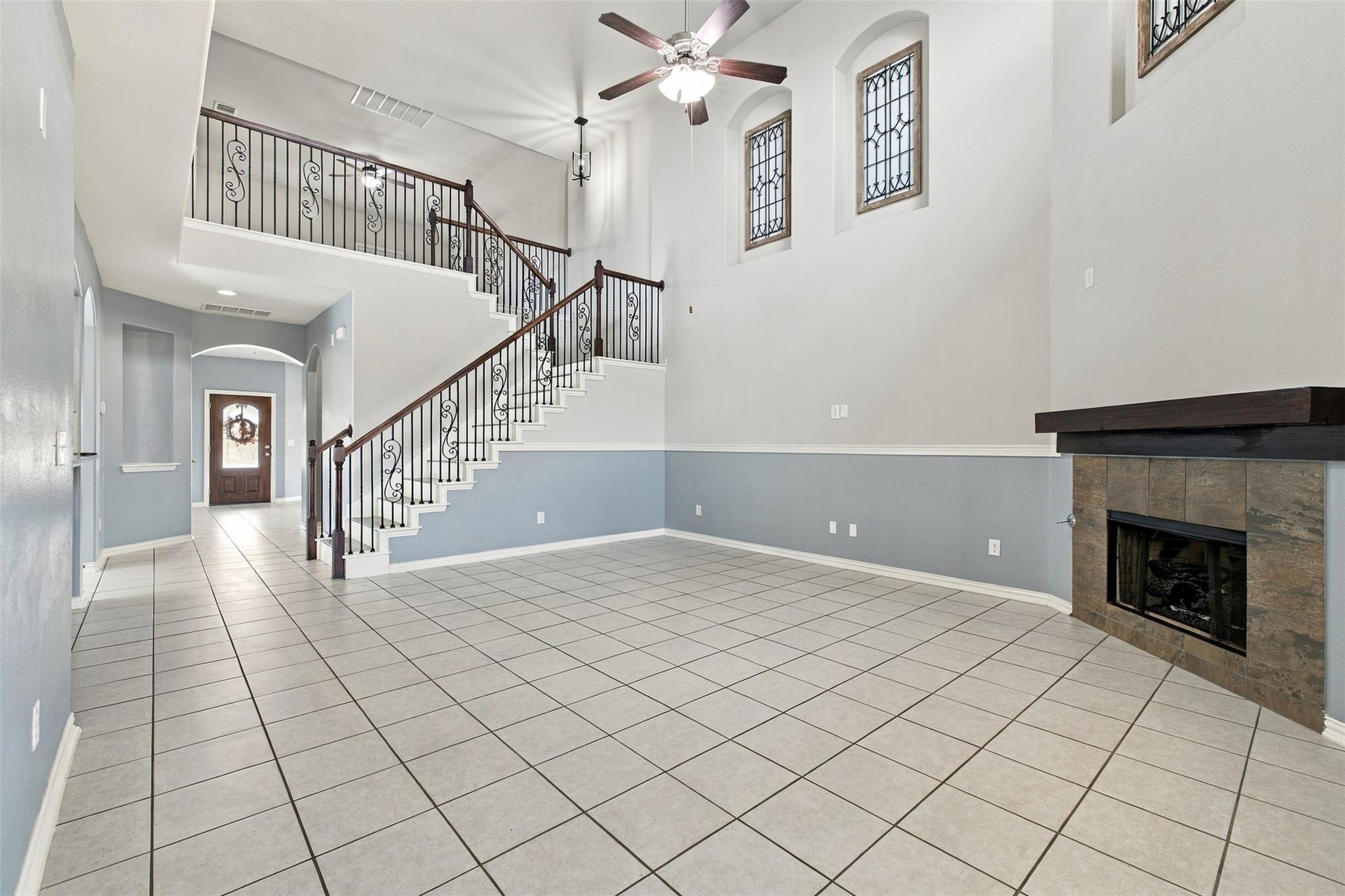 8205 Angelo Loop Property Photo 4