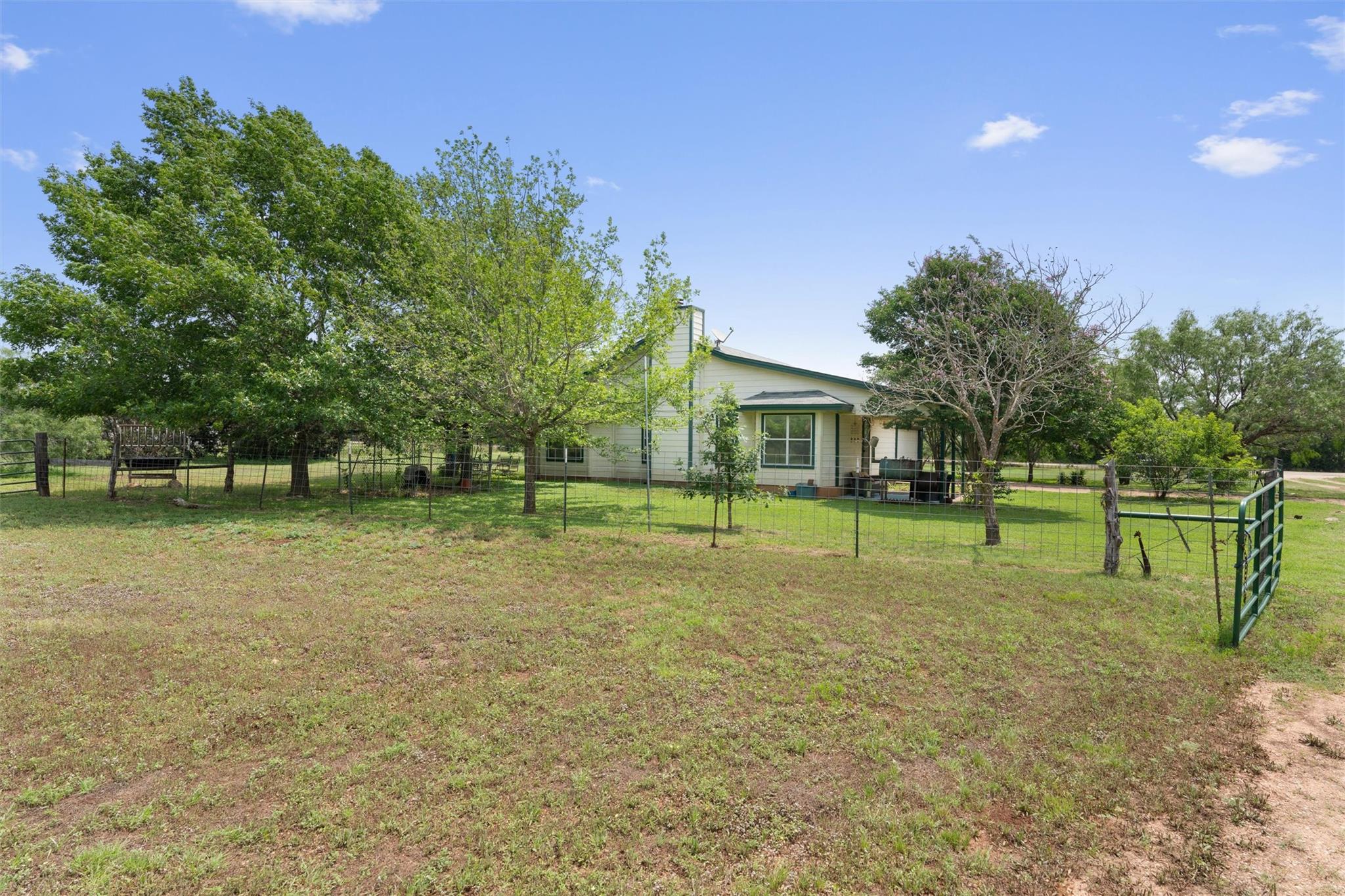 1103 County Road 203 Property Photo 26