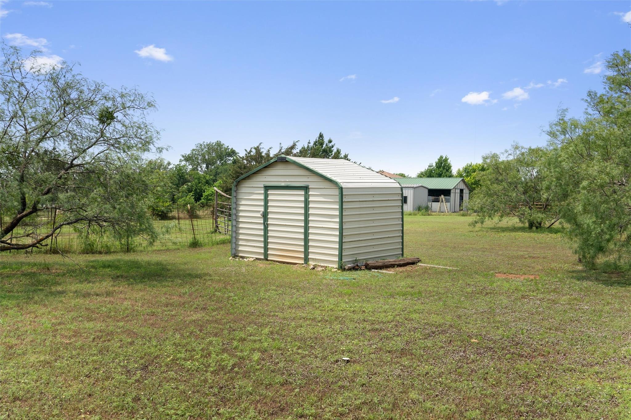 1103 County Road 203 Property Photo 29