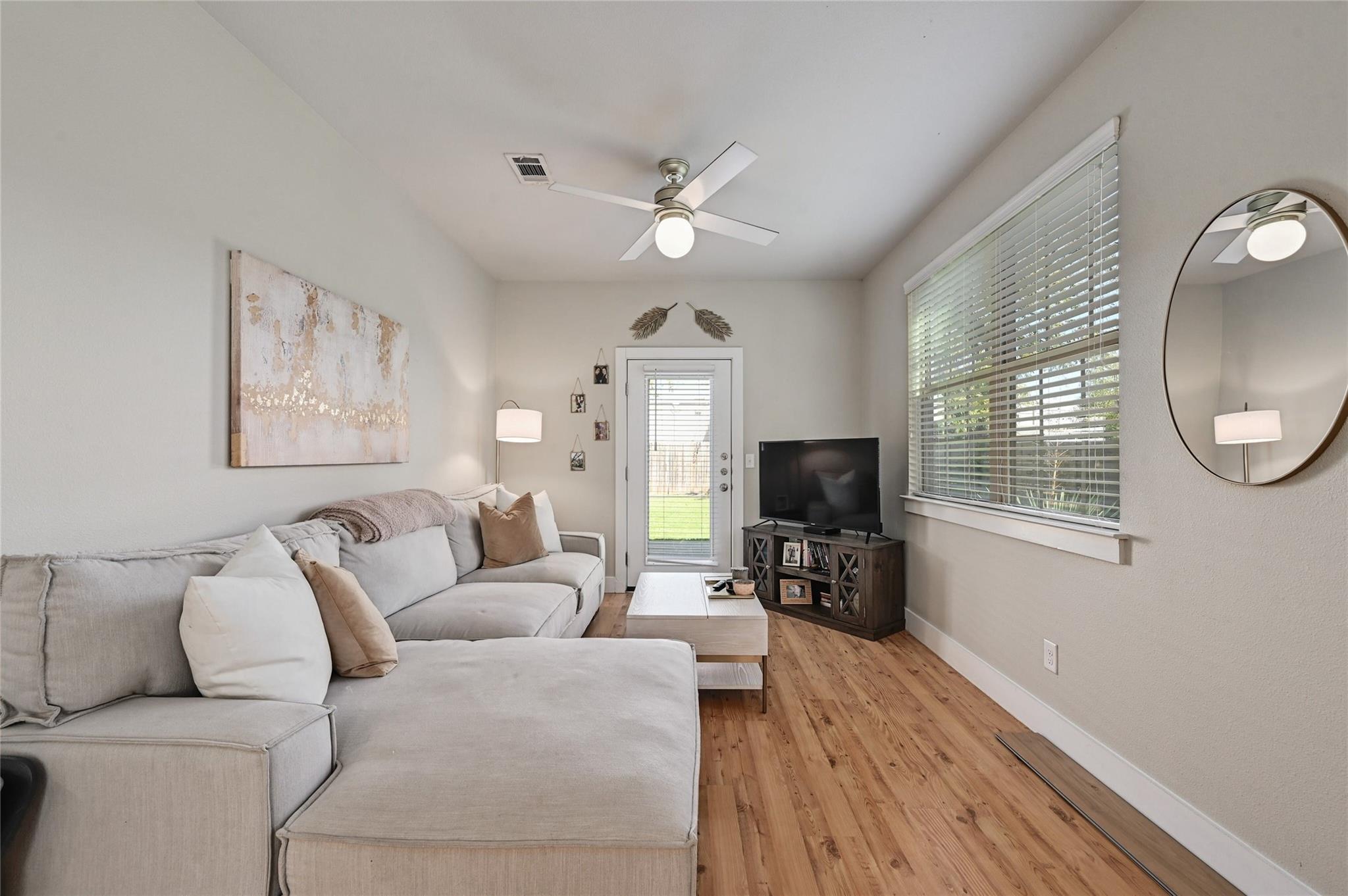 4410 Jester Dr #b Property Photo 6