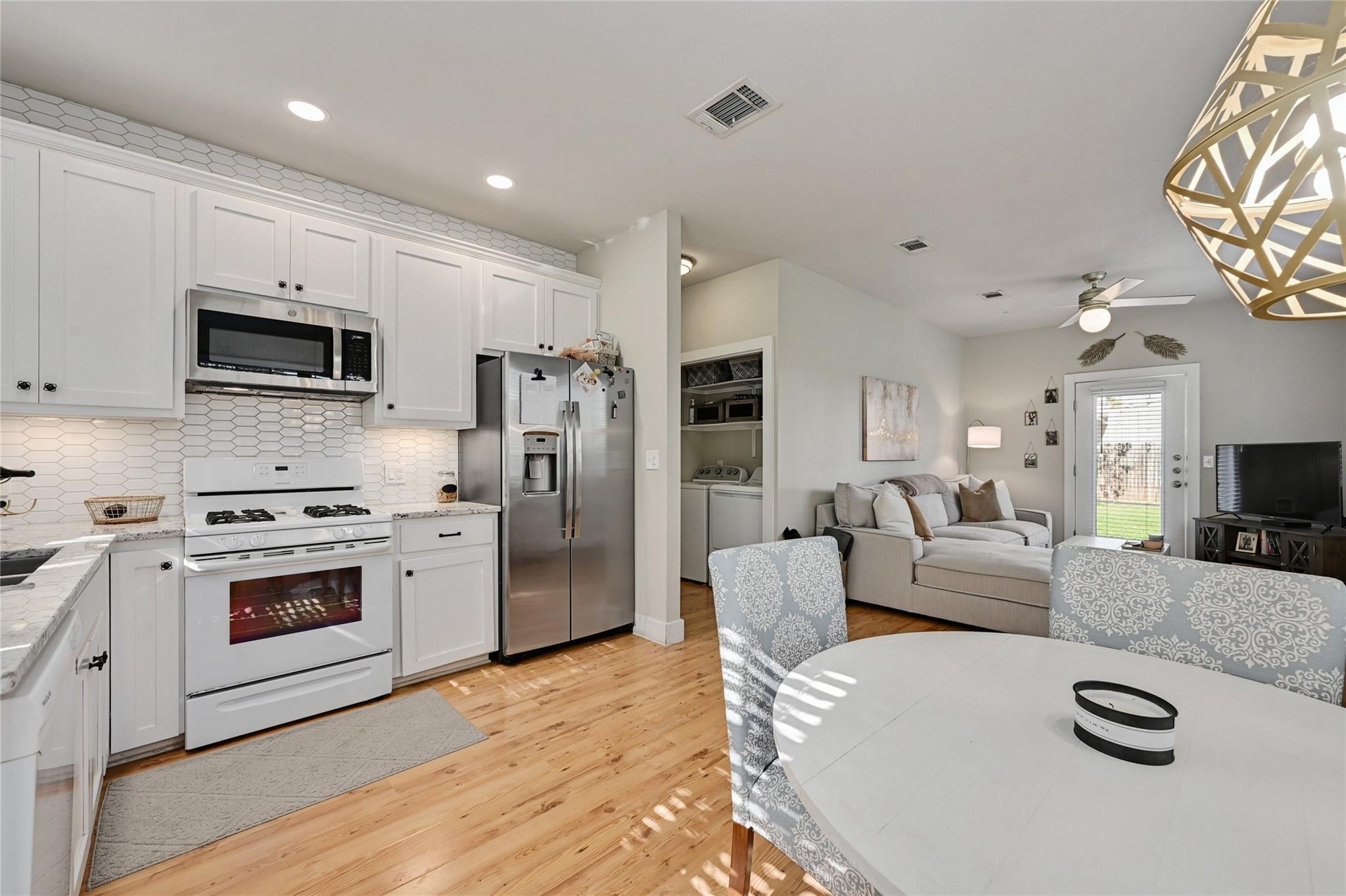 4410 Jester Dr #b Property Photo 16