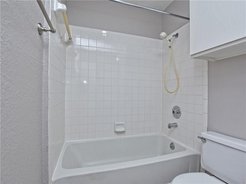 802 Primrose Ln Property Photo 23