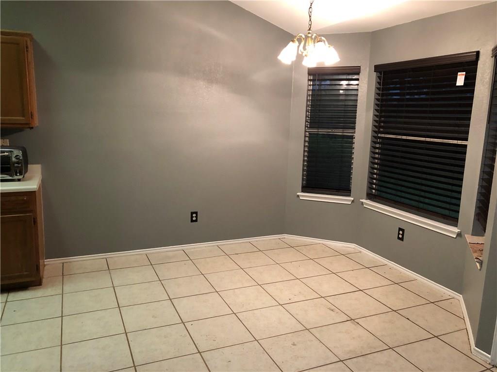 2908 Feathercrest Dr Property Photo 4