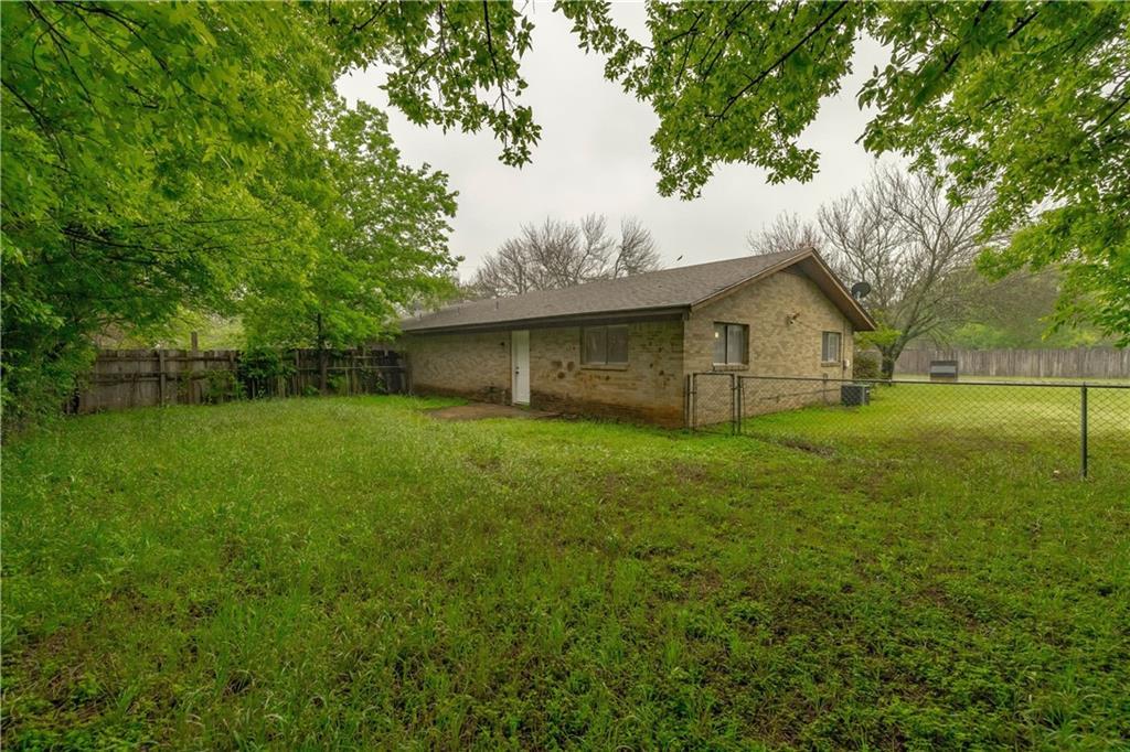 806 Judy Dr #b Property Photo 2