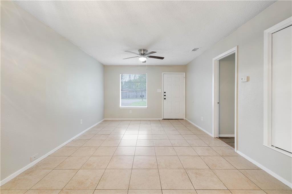 806 Judy Dr #b Property Photo 4
