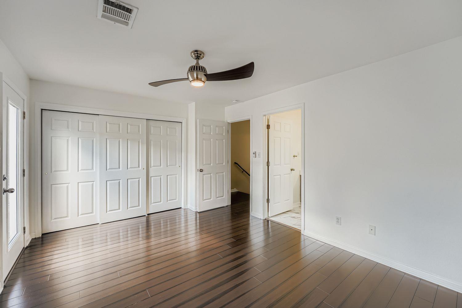 6900 E Riverside Dr #6 Property Photo 17