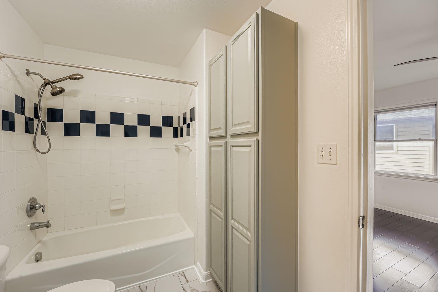 6900 E Riverside Dr #6 Property Photo 19