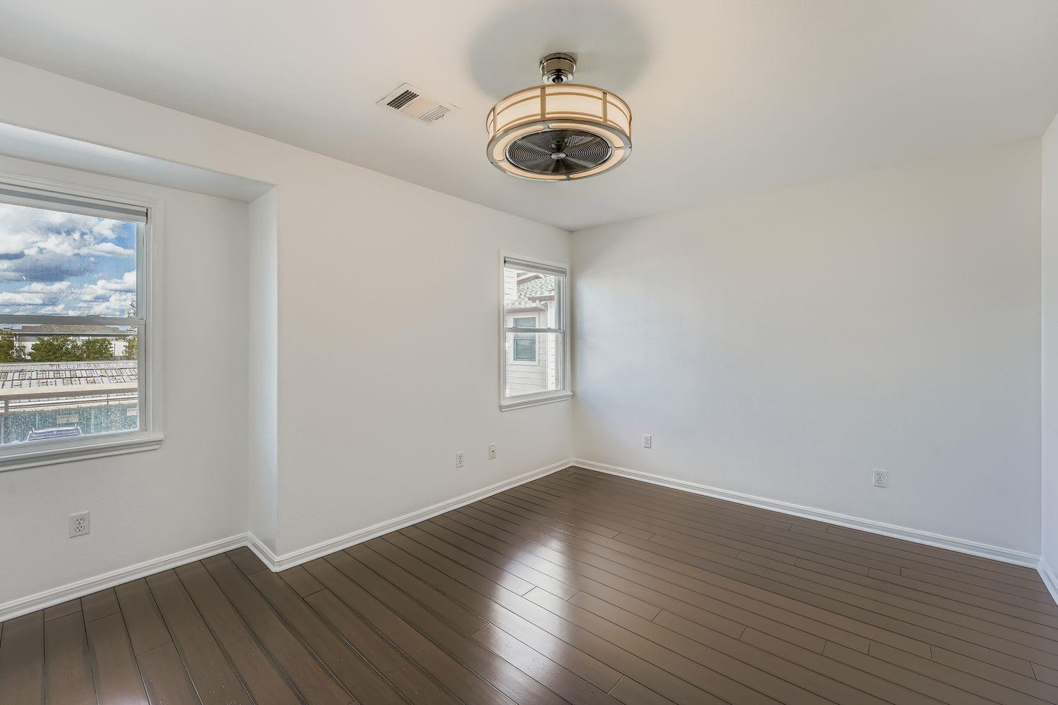 6900 E Riverside Dr #6 Property Photo 20