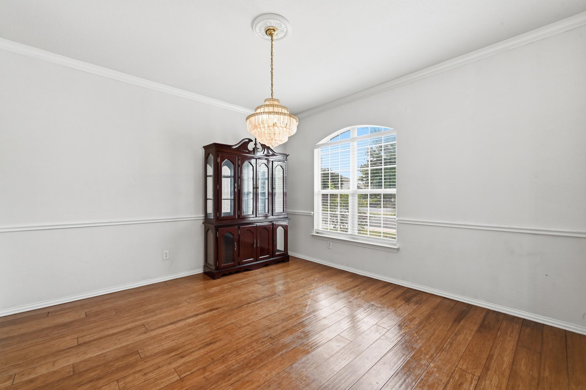 1689 Amberwood Loop Property Photo 7