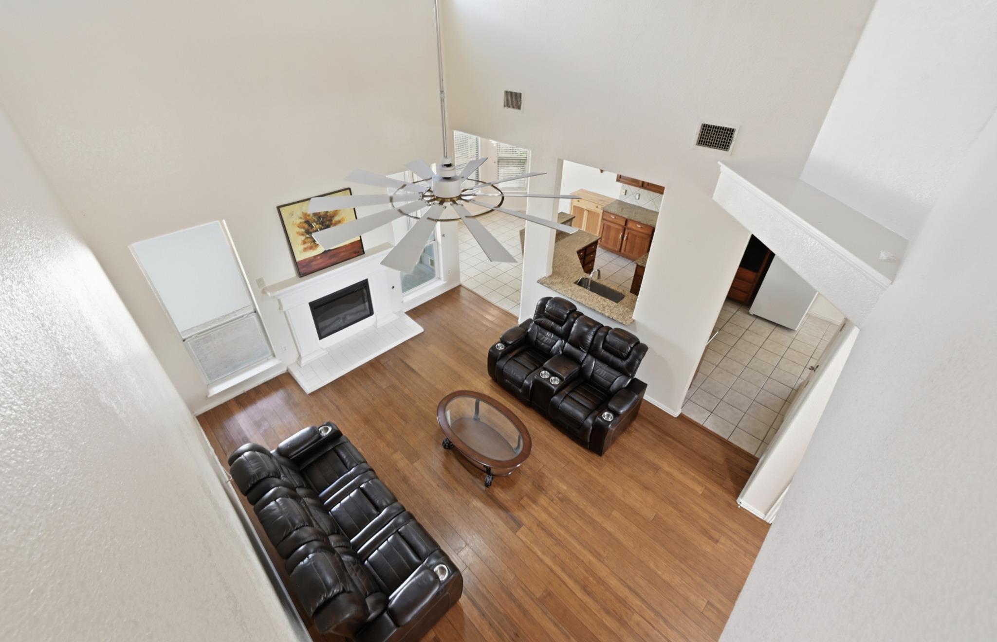 1689 Amberwood Loop Property Photo 23