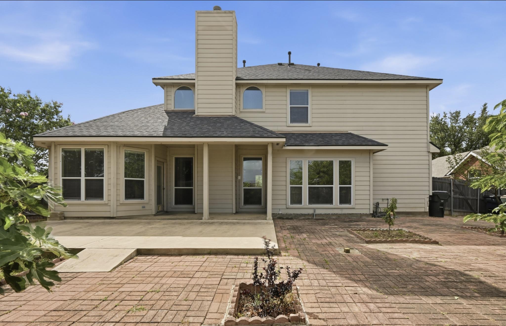 1689 Amberwood Loop Property Photo 34