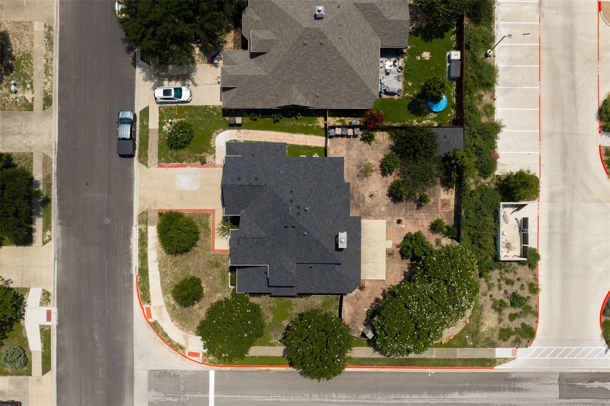 1689 Amberwood Loop Property Photo 38