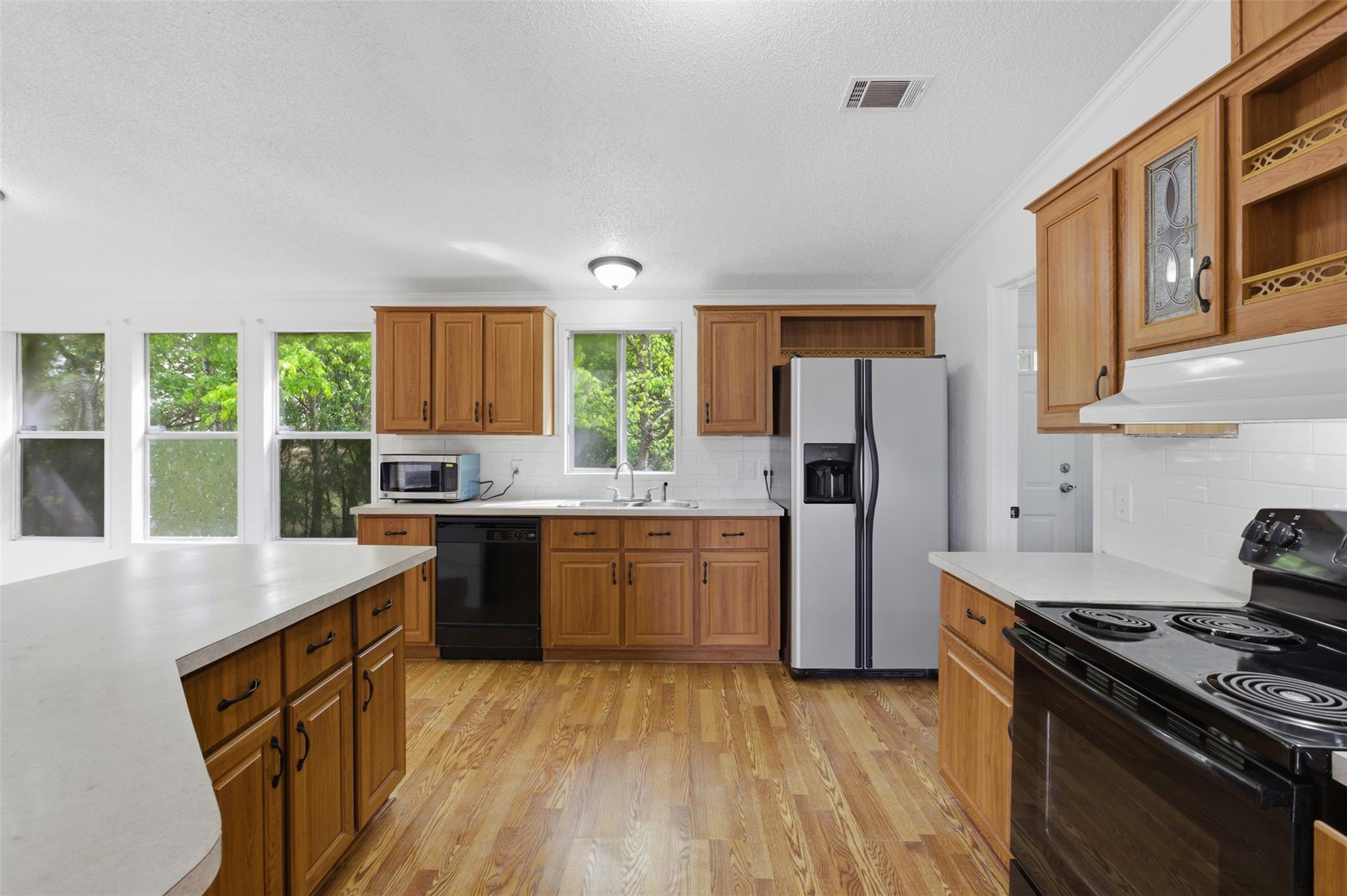 376 Rae Ln Property Photo 11