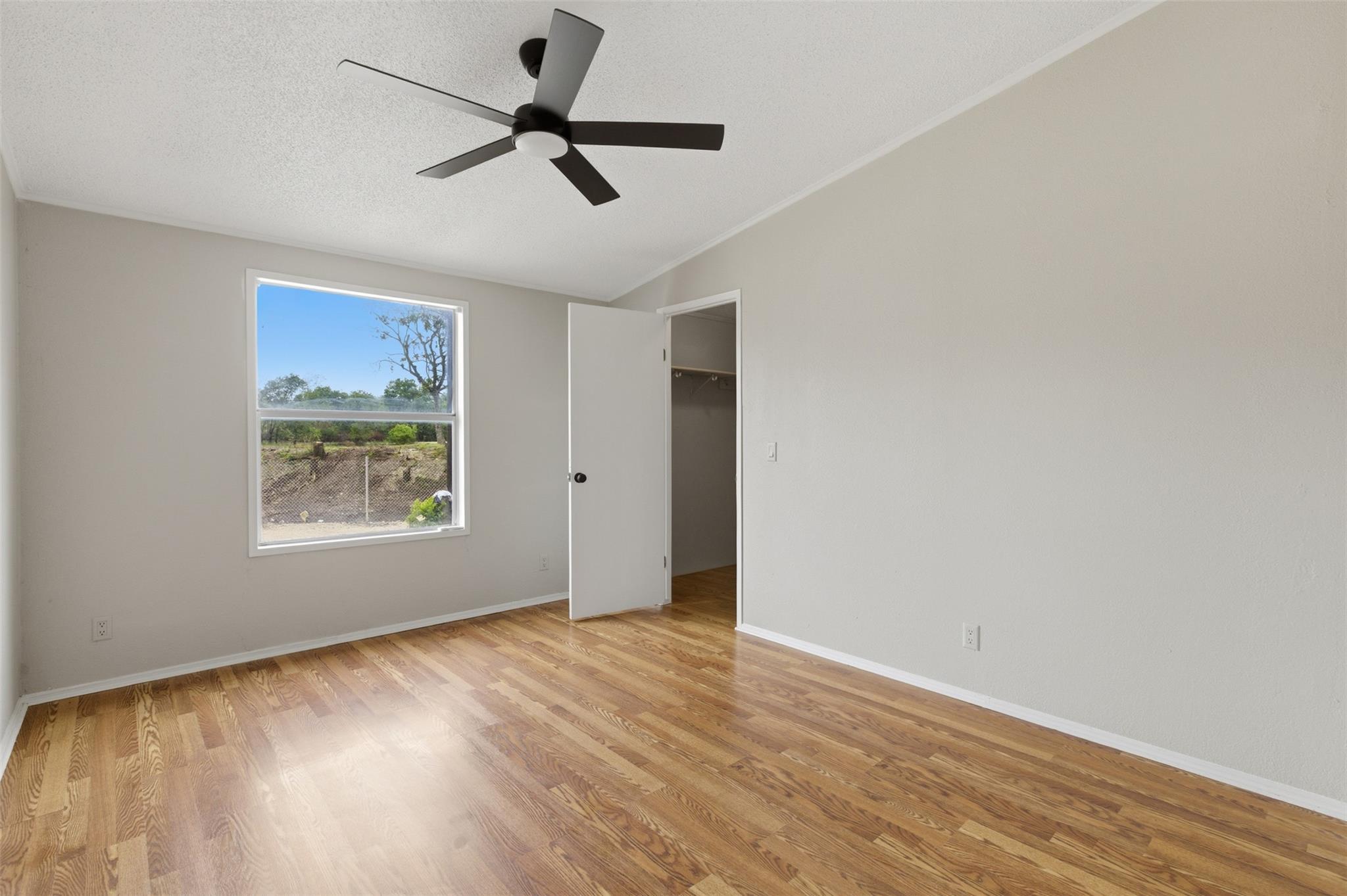 376 Rae Ln Property Photo 16