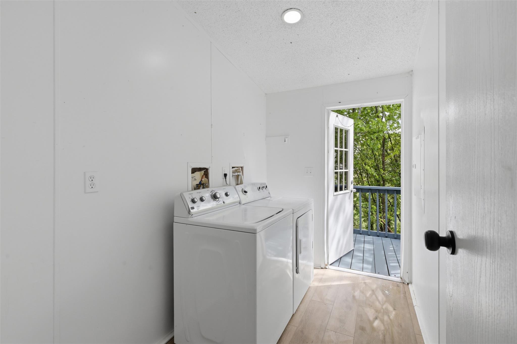 376 Rae Ln Property Photo 21