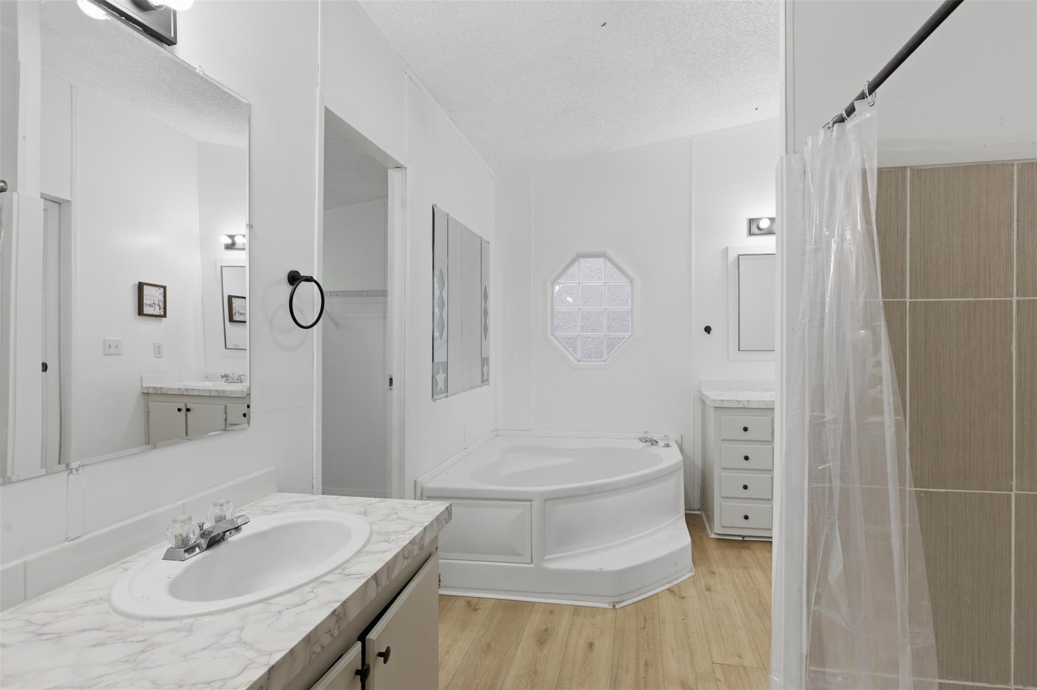 376 Rae Ln Property Photo 23