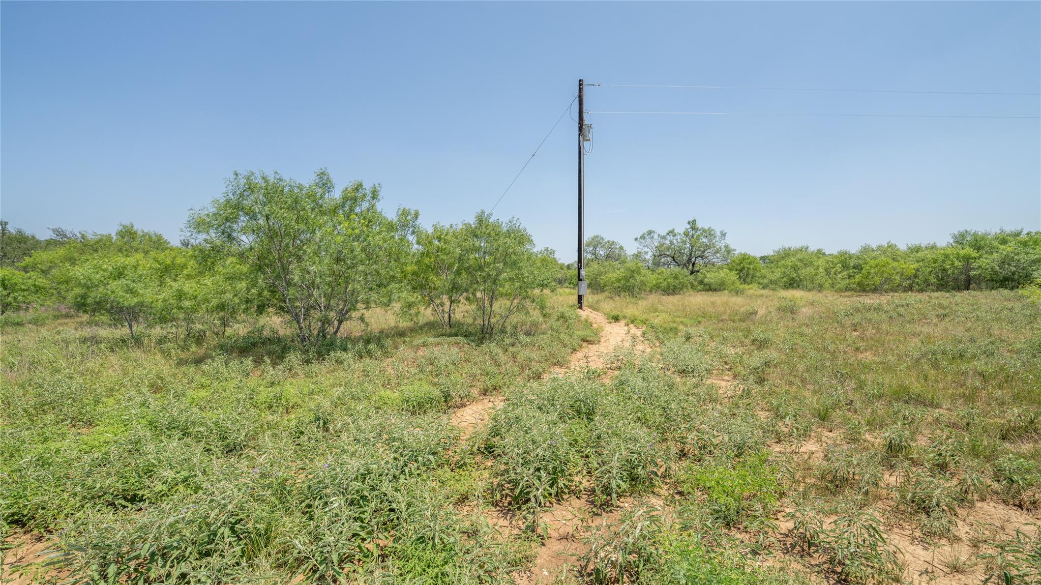 1121 Callihan Rd Property Photo 7