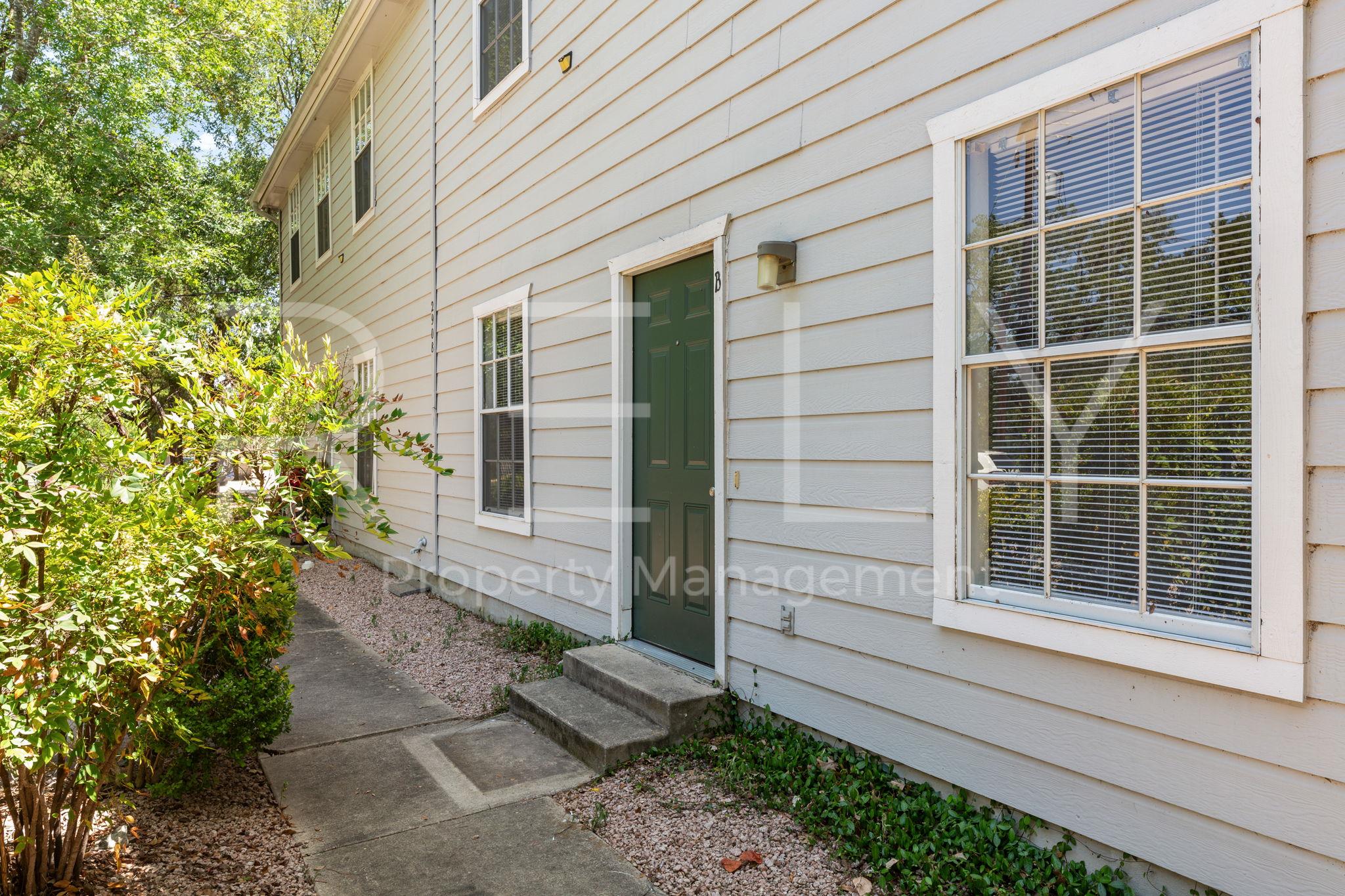 2908 Whisper Oaks Ln None #b Property Photo 5