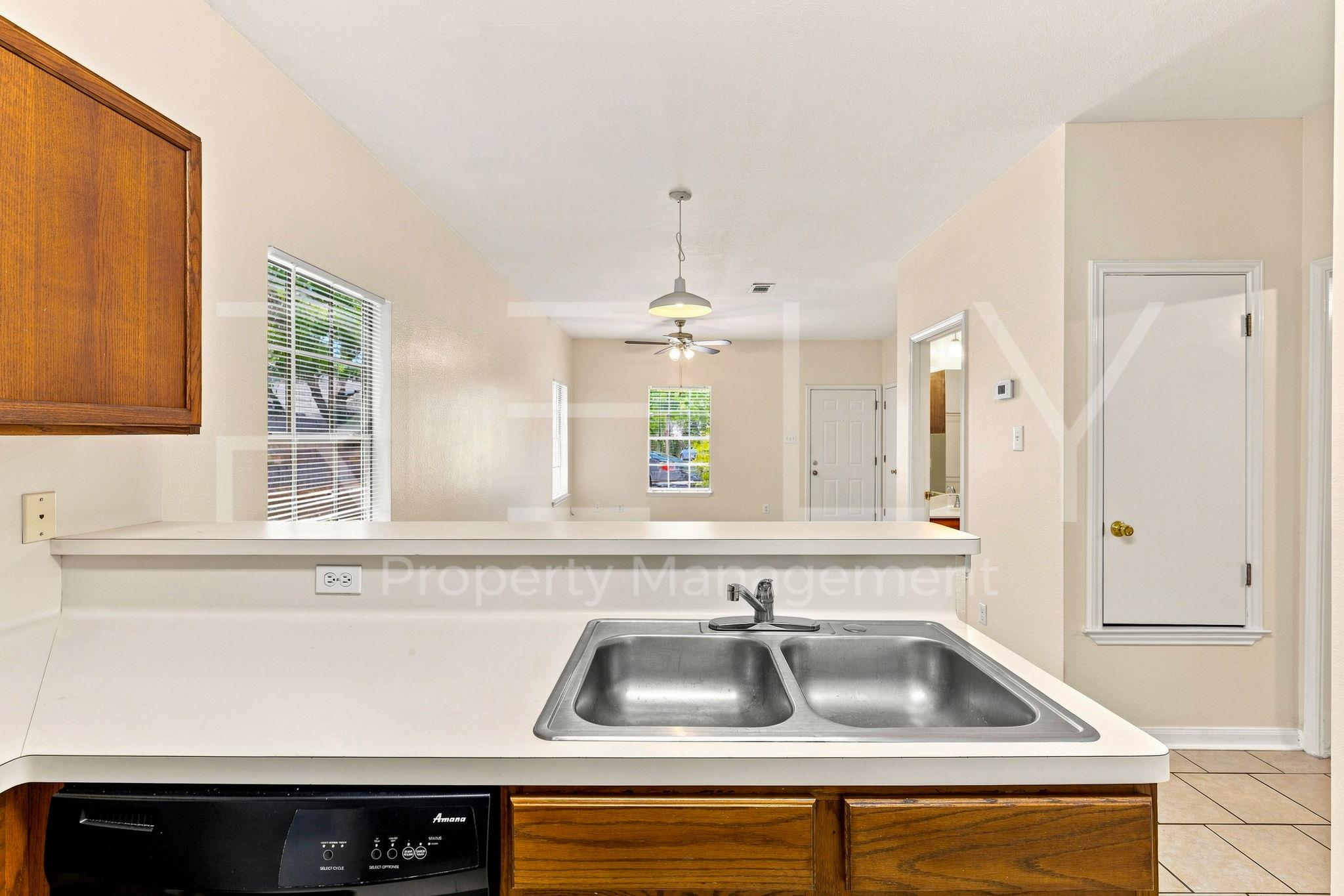 2908 Whisper Oaks Ln None #b Property Photo 17