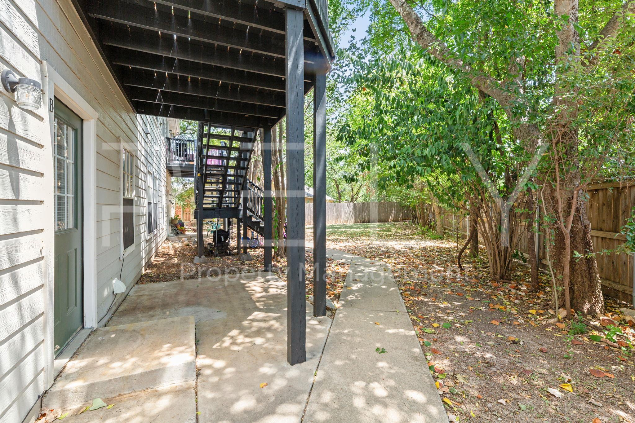 2908 Whisper Oaks Ln None #b Property Photo 30
