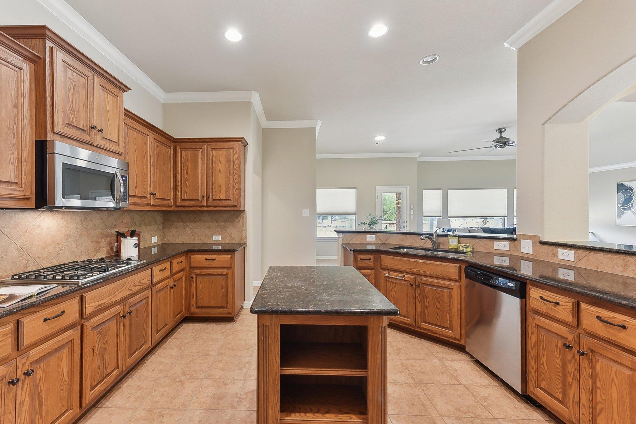 2812 Prosperity Property Photo