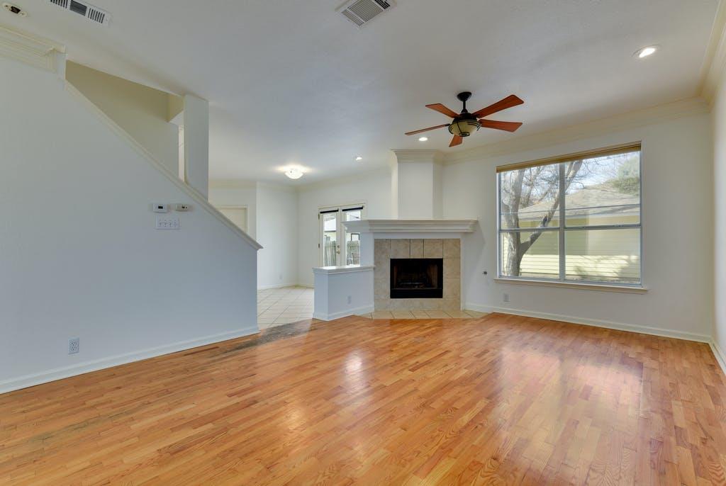 5108 Duval St Property Photo 8