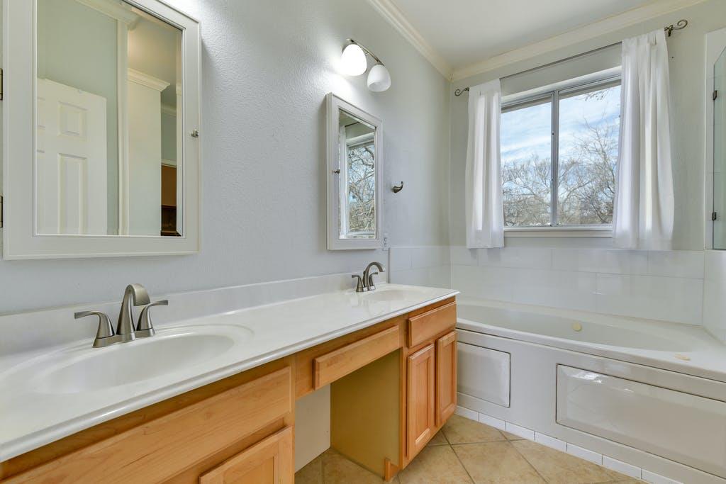 5108 Duval St Property Photo 21