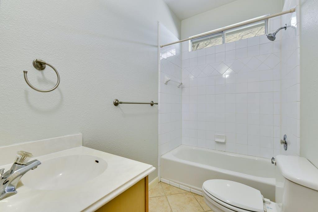 5108 Duval St Property Photo 25