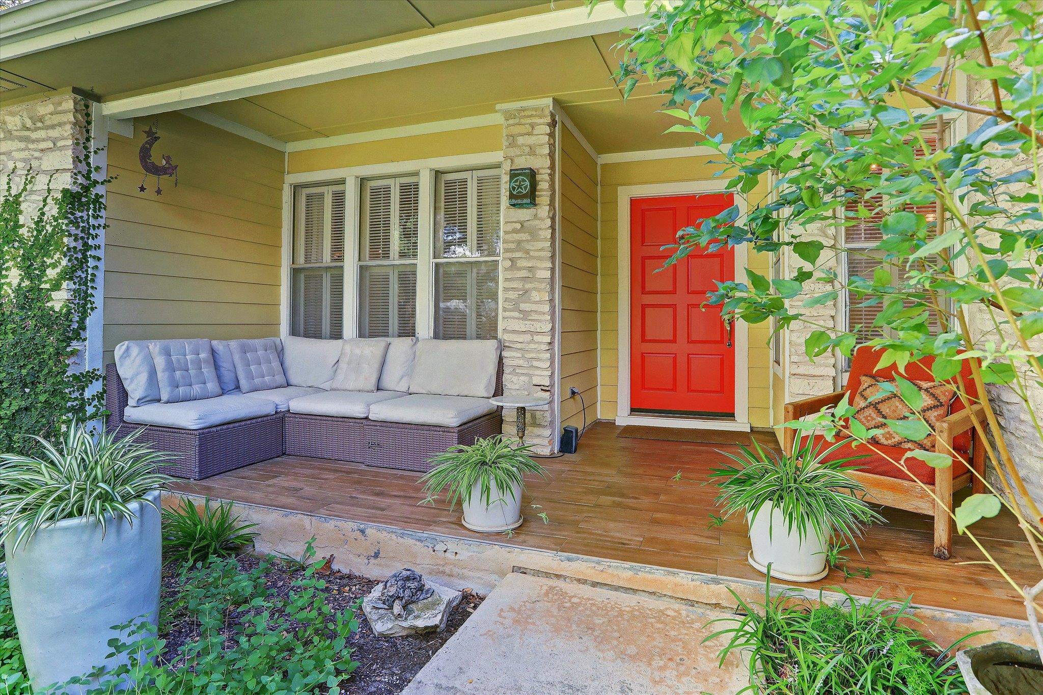 11513 Heathrow Dr Property Photo 4